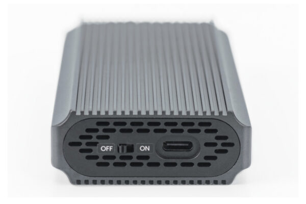 DIGITUS Alloggiamento per disco rigido USB M.2, SSD, esterno, NVMe, 40Gbps, USB 4.0, alluminio, senza attrezzi