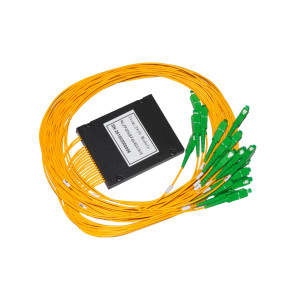 BOX PLC SPLITTER CON CONNETTORI SC APC 2 IN E 16 OUT MT 1.5