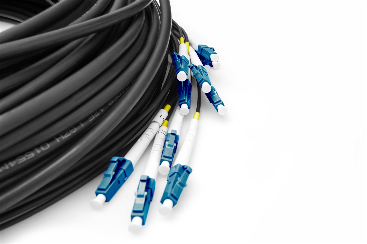 Cavo breakout universale in fibra ottica dotato di terminali, Multimode OS2, 12 fibre, LC/UPC - LC/UPC  50 mt. colore nero