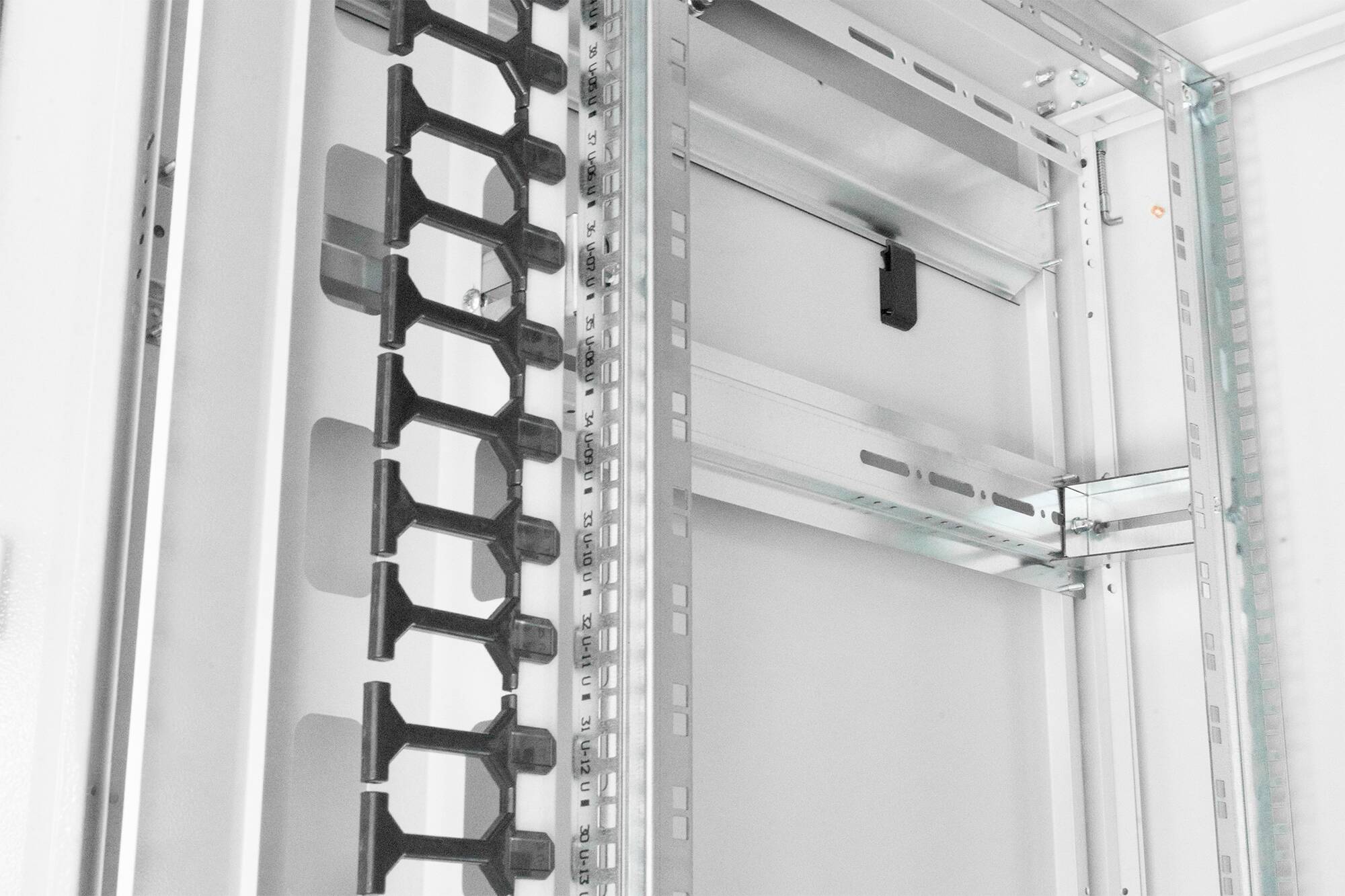 DIGITUS Armadio di rete serie Varioflex-N 42U - 800x1000 mm (Largh. x Prof.)