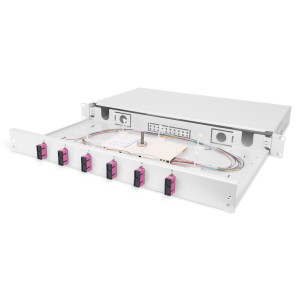 Scatola di giunzione per fibre ottiche, assemblata, SC, OM4