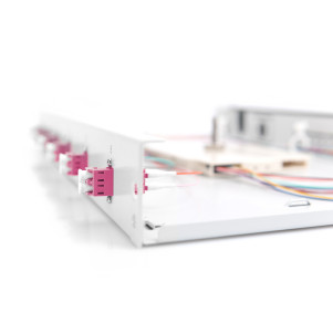 SCATOLA DI GIUNZIONE FIBRA OTTICA 6 CONNETTORI LC OM4 DUPLEX DIGITUS