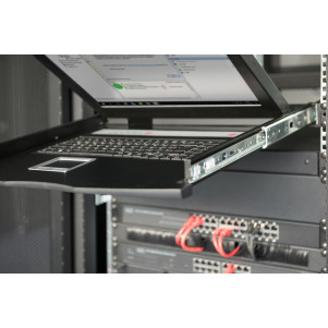 CONSOLE TFT 17" PER RACK 19" CON SWITCH KVM 8 PORTE CAT 5 TASTIERA ITALIANA