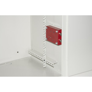 ARMADIO RACK 19" 9 UNITA'  GRIGIO PORTA IN FERRO ANTIVANDALISMO CON SERRATURA ANTIEFFRAZIONE CM 40X56X46 (PxLxA)