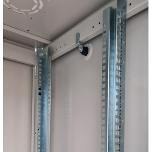 ARMADIO RACK PER RETI 19" 26U (A)1291, (L)600, (P)600 COLORE GRIGIO PORTA TRAFORATA SERIE EAVI