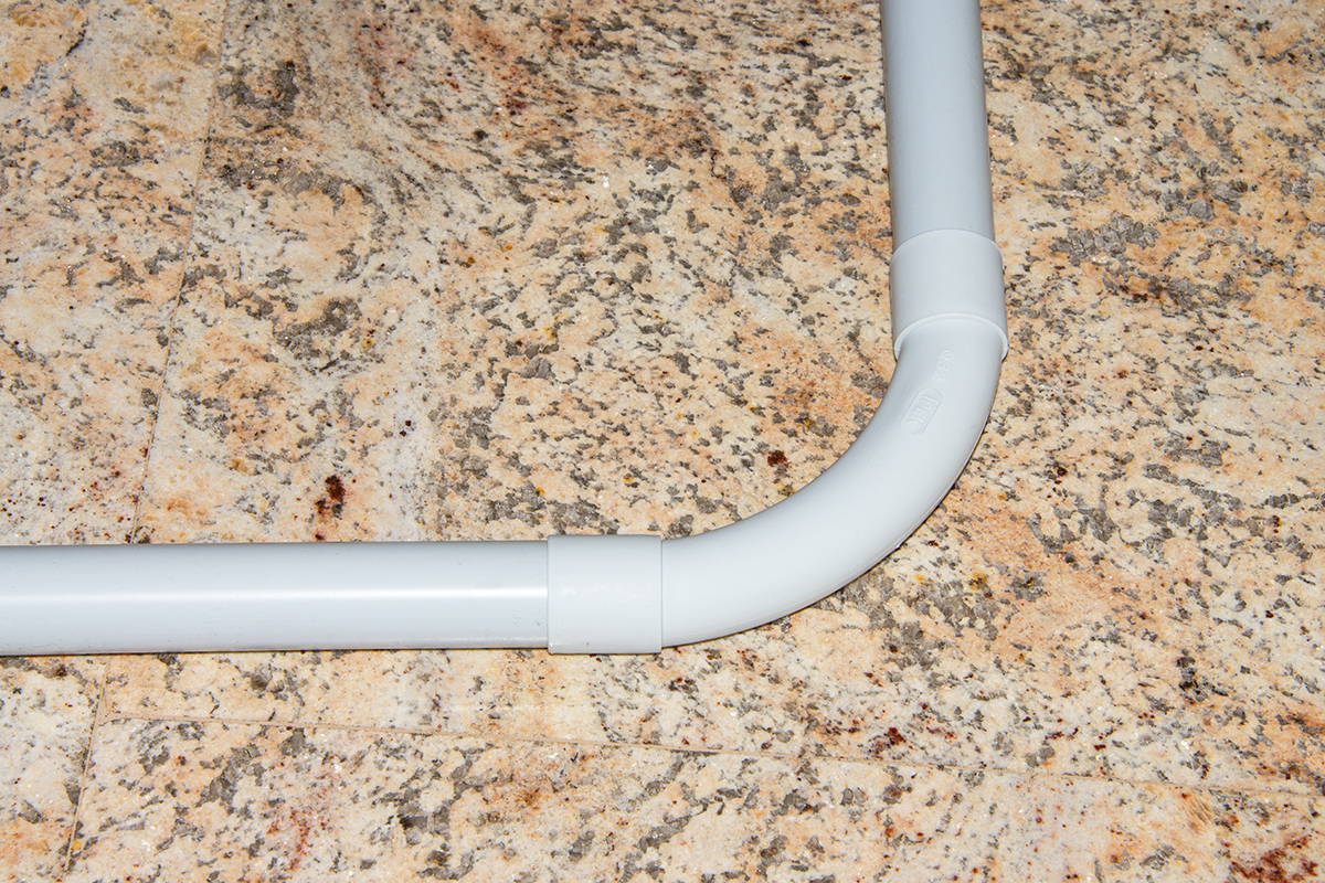 ANGOLO PER TUBI DI CONDOTTA DIAMETRO 32 MM PVC LK80432