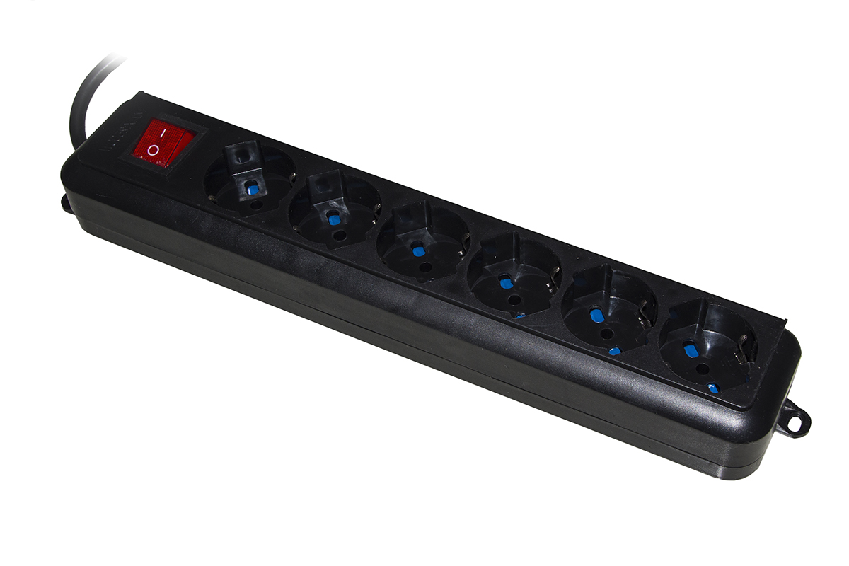 MULTIPRESA 6 PRESE UNIVERSALI ITA/SCHUKO 10/16 A - SPINA 16 A CON INTERRUTTORE NERA